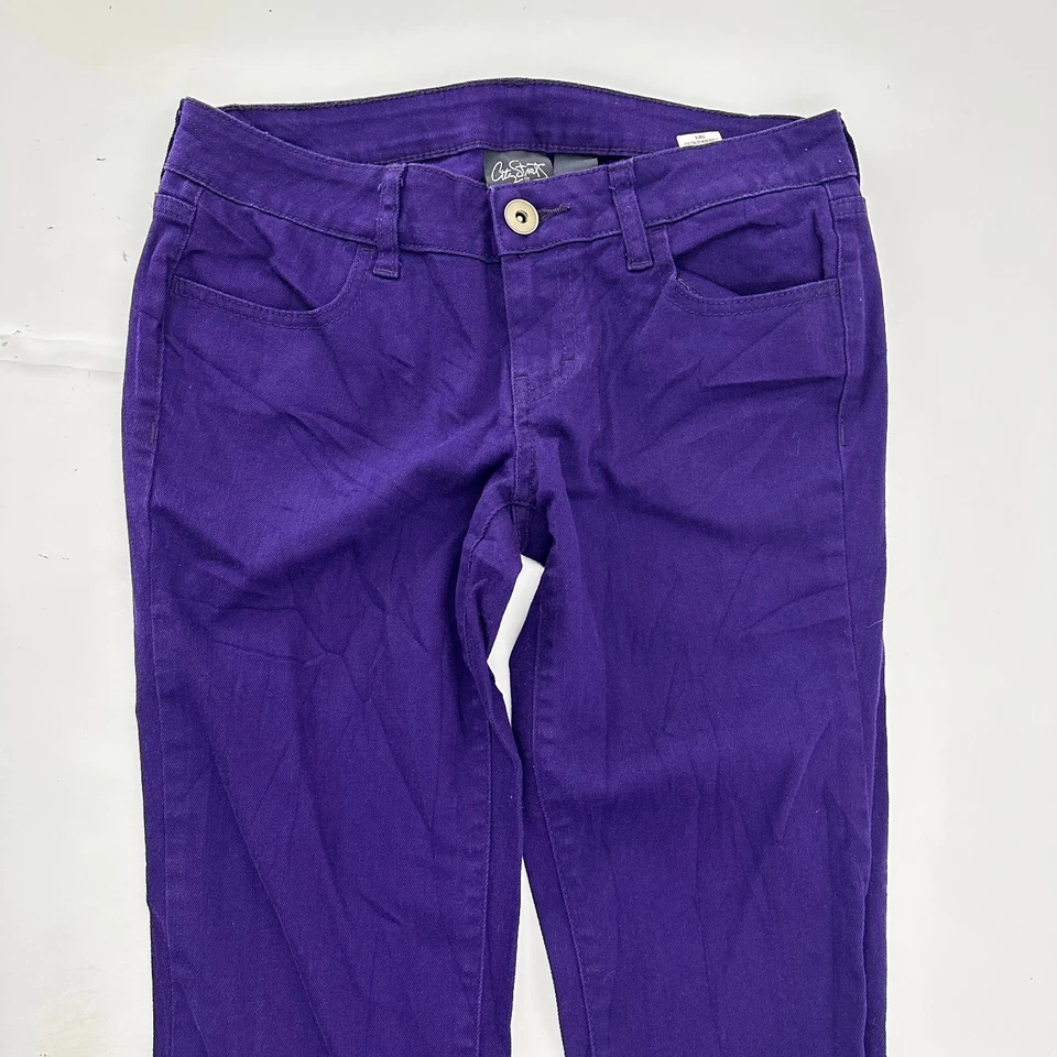 Pantalones de mezclilla para mujer City Streets ajustados talla 7 morados Foto 2 de 4