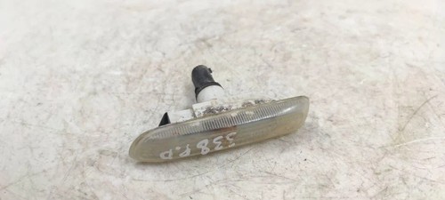 BMW 3 Touring E46 Kotflügelblinker vorne rechts 2228592 3.00 Diesel 34646953