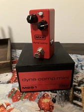 MXR M291 Dyna Comp Mini Compressor Pedal - Open Box
