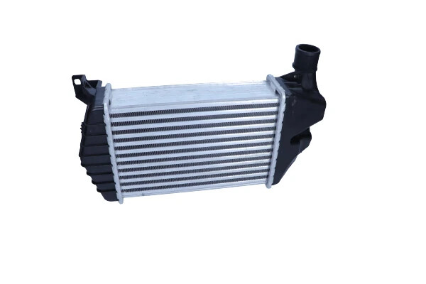 Intercooler MAXGEAR AC675608 pour modèles OE 13213402 et 6302072