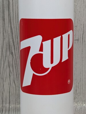 RARE* Vintage 7UP 1980's Red Logo - 32oz Super Squeeze Sports