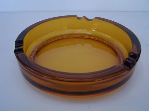 VINTAGE AMBER GLASS ROUND ASHTRAY CIGARETTE & CIGAR REST - Picture 1 of 5
