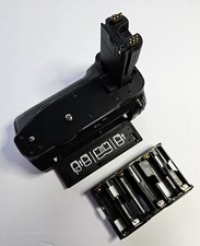 Canon 7D Auxiliary Battery Grip by Vello