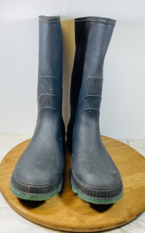 Botas de trabajo para mujer negras de goma lluvia barro 12 pulgadas de alto talla 12 suela verde HECHAS EN EE. UU. Foto 3 de 4