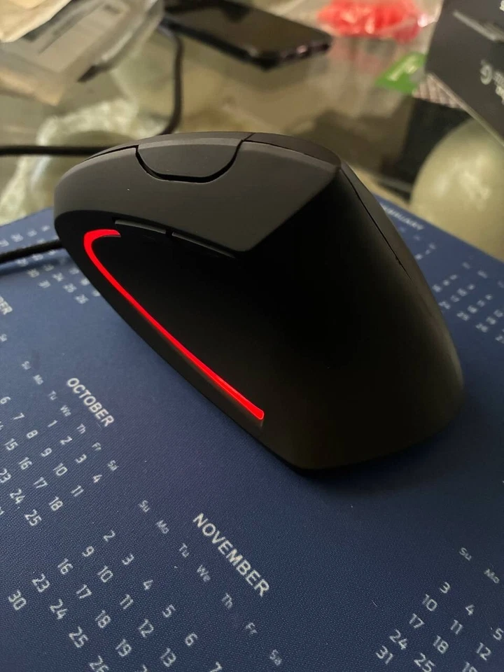 Vertical Mouse Ergonomic 2.4GHz Wired, 3 Adjustable DPI 800/1200/1600 (NEW) - Image 2 of 4