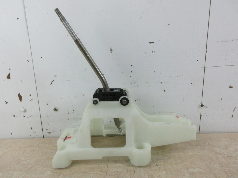 Mitsubishi ASX 2 2013 1.6 5 velocidades manual selector de varilla de cambios Foto 3 de 4