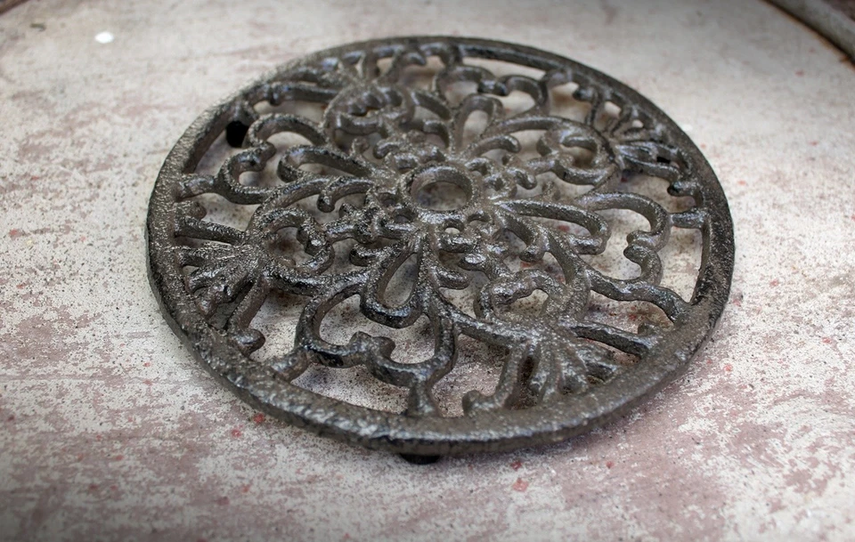 Sottovaso in ghisa rotondo 17 cm sottovaso decorazione da tavolo sottovaso da... - Immagine 3 di 3