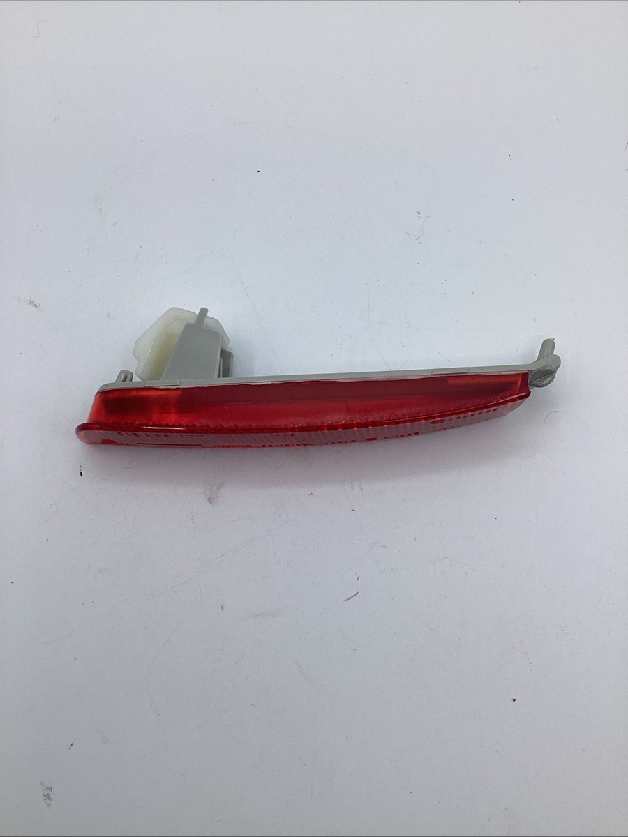 2017 Nissan Sentra Rear Bumper Left Side Light Reflector OEM 250
