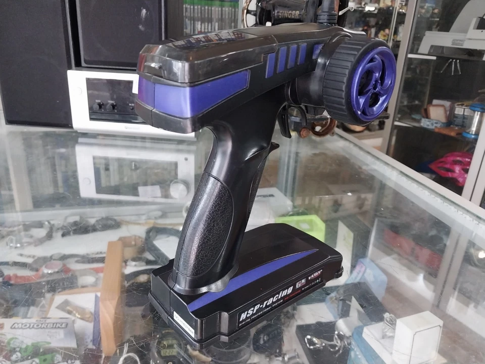 HSP-RACING RC 2.4GHZ Transmitter 2 CHANNELS HIGH SPEED - MODEL: TR80300B - Image 3 of 4