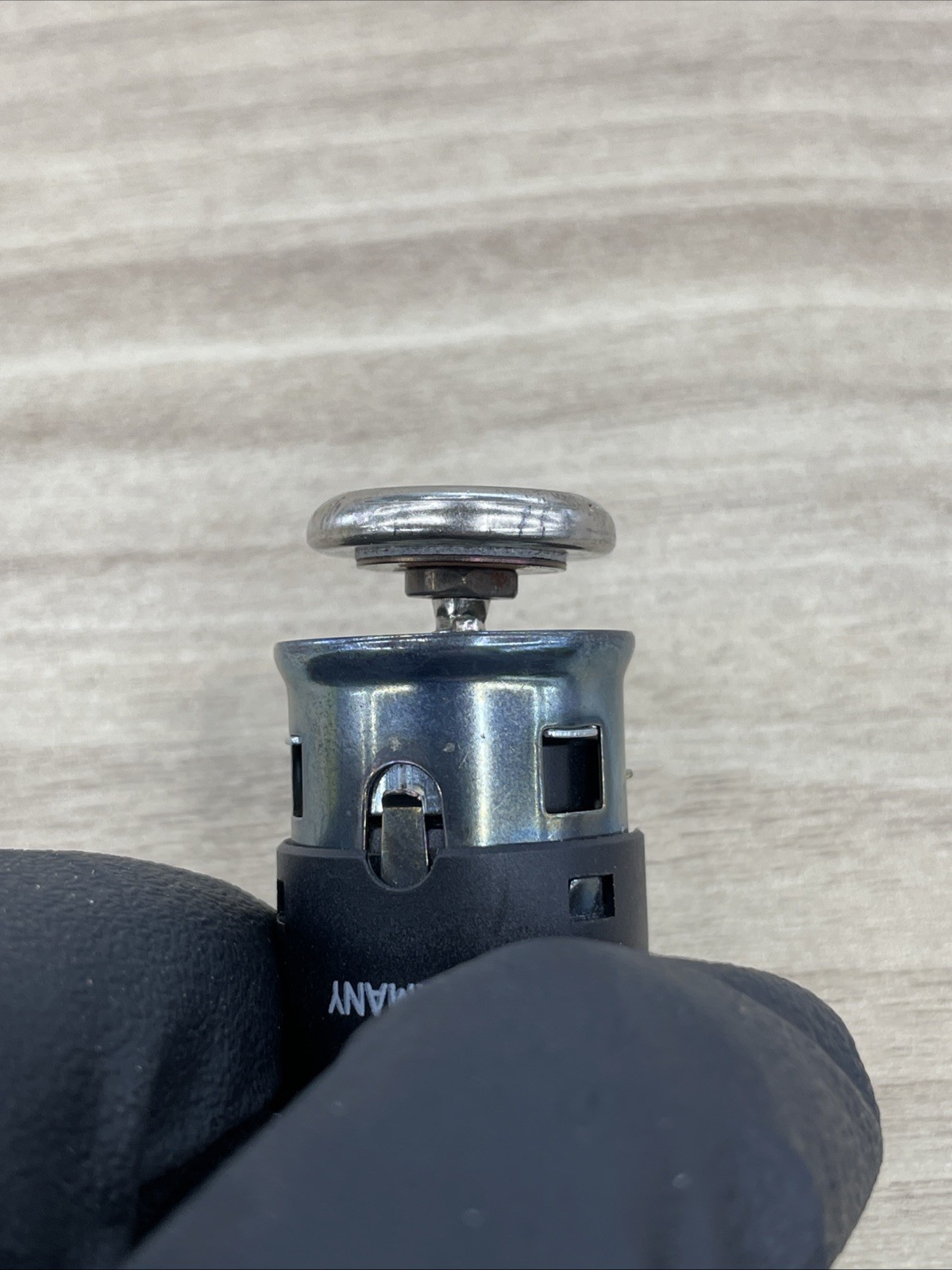 Oem 12V  Cigarette Lighter Knob 3W0919307A Bentley continental Flying Spur W6