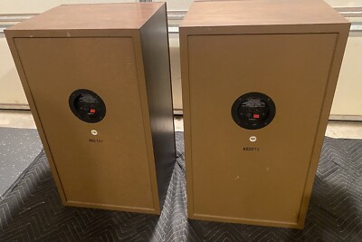 Kenwood Model LS-809 Speakers Beautiful Condition Fully