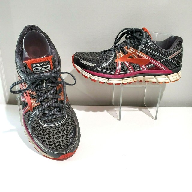 brooks sneakers gts 17