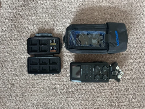 Zoom H6 6-Track Portable Digital Recorder, XYH-6