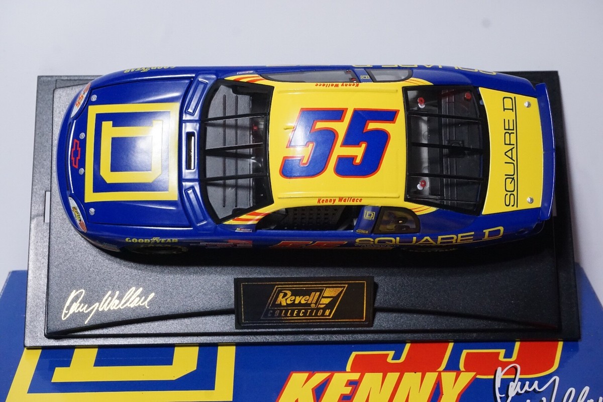 1999 Revell NASCAR #55 Kenny Wallace SQUARE D Monte Carlo Diecast