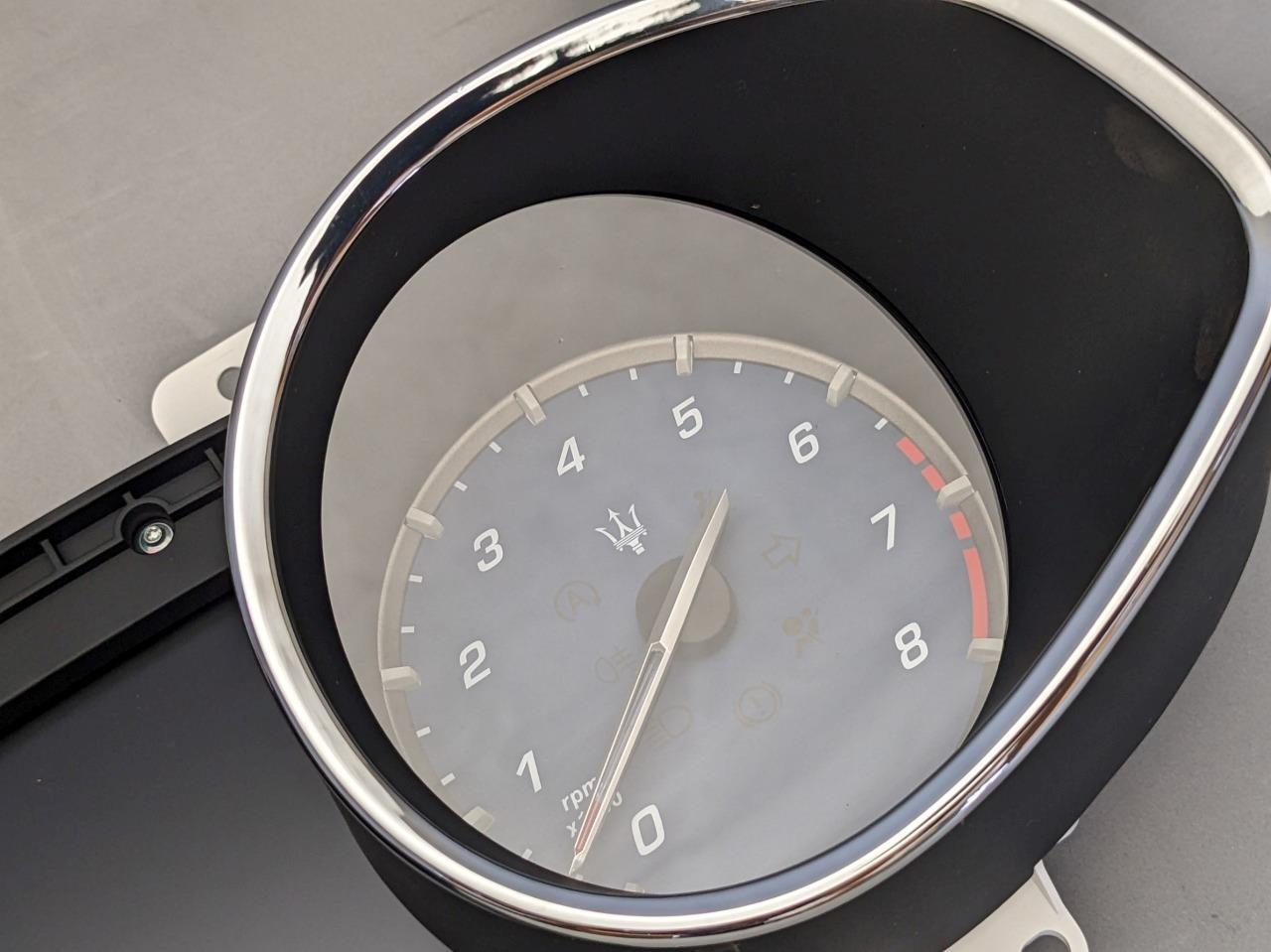 KPH OEM 2012-2022 Maserati Quattroporte 310 km/h Instrument Cluster 670009736