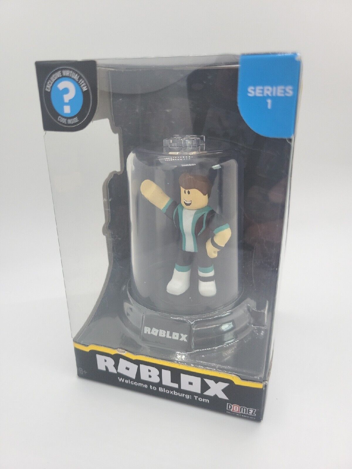  Roblox Action Collection - 15th Anniversary Domez Collectible  Work at a Pizza Place: Pizza Delivery Guy, Welcome to Bloxburg: Tom,  Jailbreak: Inmate 3-Pack [Includes 3 Exclusive Virtual Items] : Toys & Games