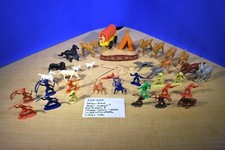 Plastic Cowboys and Indians Action Toys 310-020 
