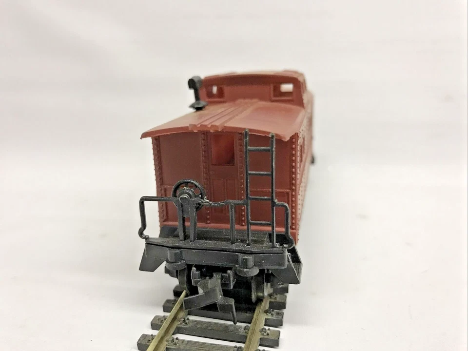 HO Scale, Life-Like 8543 Caboose, Baltimore & Ohio C200 in Original Box - Image 2 of 4