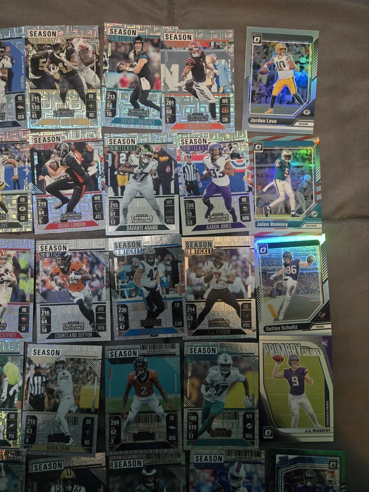 ✅ Huge NFL Football Lot 35+ Cards - Image 3 of 4
