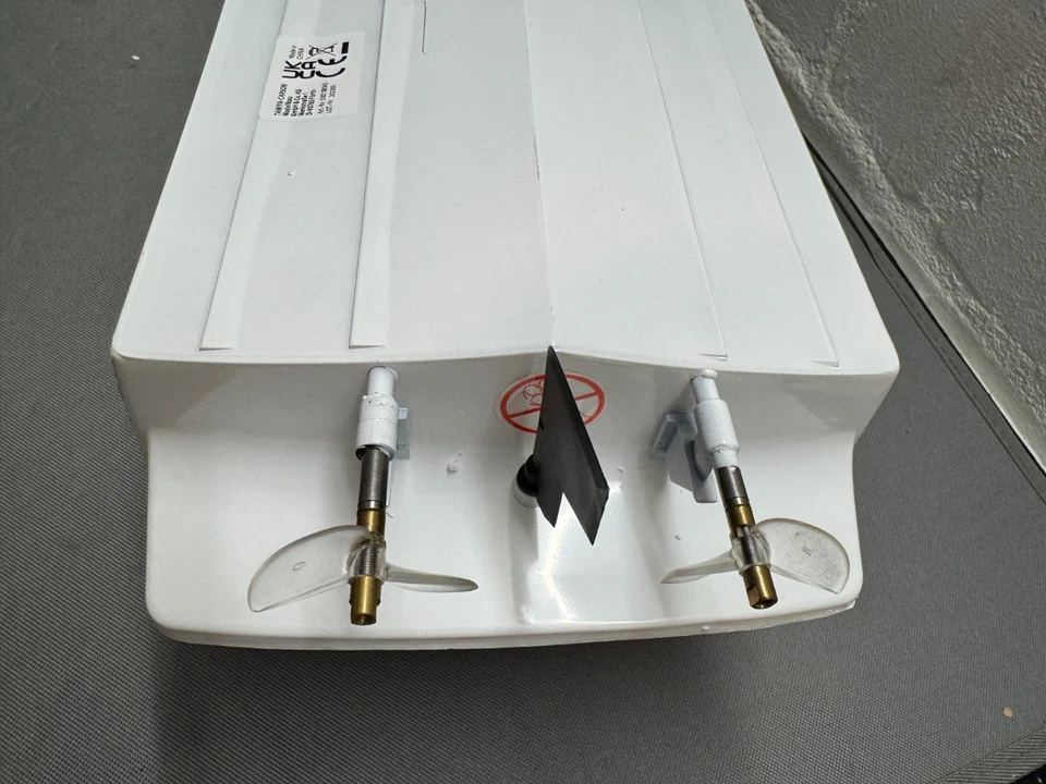 Tamiya Carson Speed Yacht 2.4GHz 100% RTR - 500108045 Schiffsmodell - Bild 4 von 4