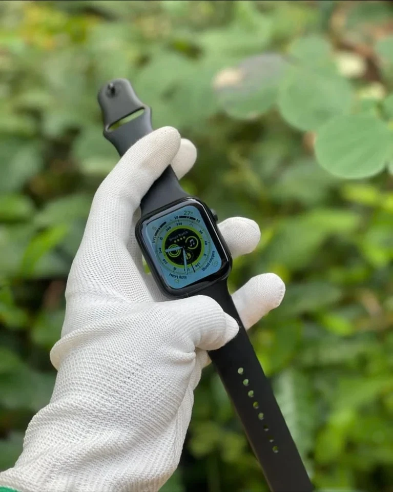 Smart Watch for Men/Women Waterproof Bluetooth, iPhone , Android fitness tracker - Image 3 of 4