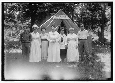 Photo:Naval Officers Washington Navy Yard Camp Goodwill Group 1919