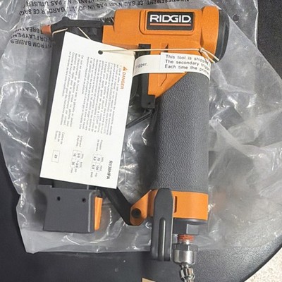  RIDGID R138HPA Pneumatic Upholstery Stapler Dual Trigger Orange Gray 
