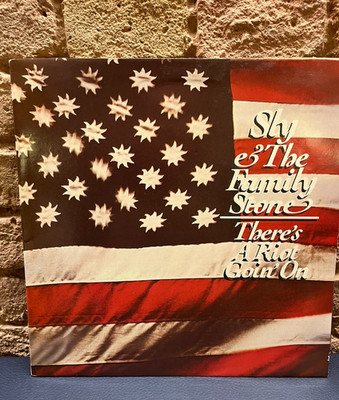 SLY AND THE FAMILY STONE_THERE IS A RIOT GOING ON_FOC_SOUL_FUNK_LP_SLY STONE