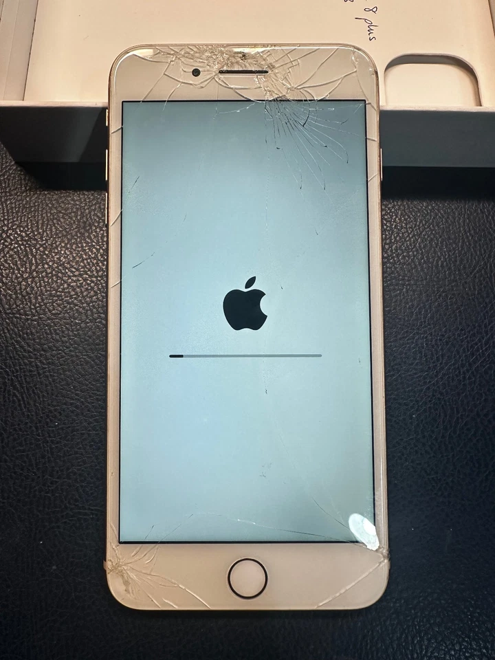 Apple iPhone 8 Plus - 64GB - Rose Gold (Unlocked) A1897 (GSM) - Image 2 of 4