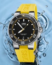 Oris Aquis Date 43mm 01 733 7653 4127-07 4 26 33EB Black Dial Yellow Strap