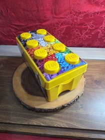 LEGO Classic 10696 Medium Creative Brick Box Set - 35 Colors, Storage, Ideas