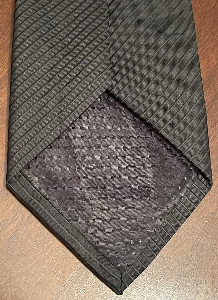 Corbata de cuello Geoffrey Beene negra hecha a mano 100 % poliéster para hombre hecha en China Foto 2 de 4