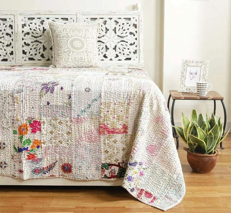 Patola de seda retazos hechos a mano bebé tiro bohemio hippie 60x40 pulgadas Kantha Foto 2 de 4