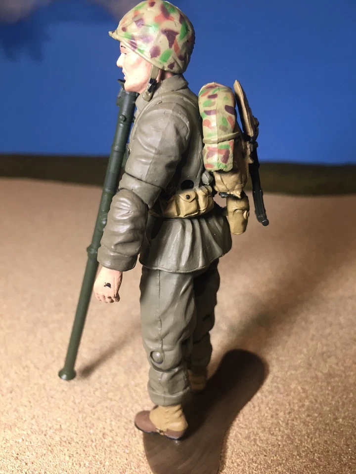 1/18 U.S. Marine with M9 Bakzooka WW II Figure 21st Century Toys - Image 4 of 4