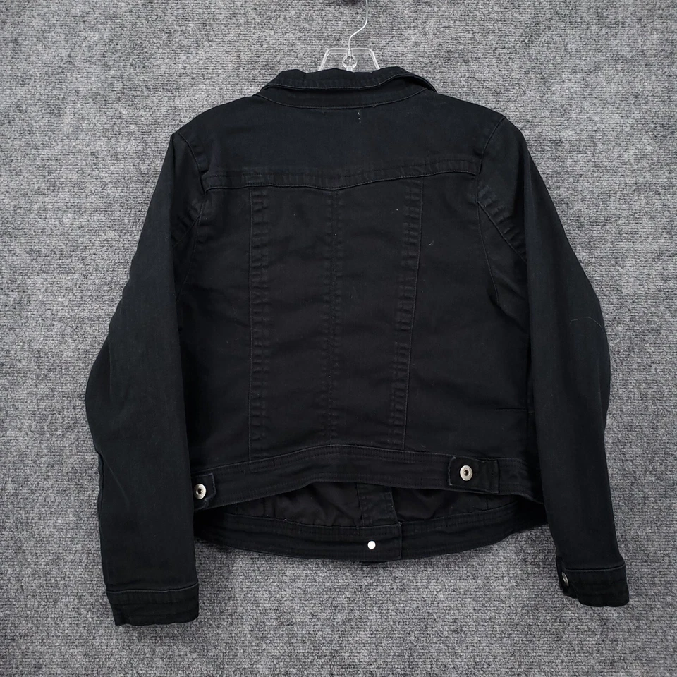 Chaqueta One World para mujer 1X Plus negra manga larga recortada estrás denim Foto 2 de 4