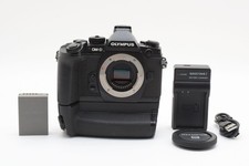 READ DDP US Olympus OM-D E-M1 16.3MP Digital Camera w/HLD-7 battery grip EXC 5 