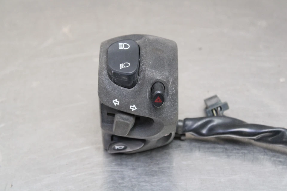 04-09 YAMAHA FZ6 LEFT CLIP ON HANDLE HORN SIGNALS SWITCH SWITCHES - Image 2 of 4