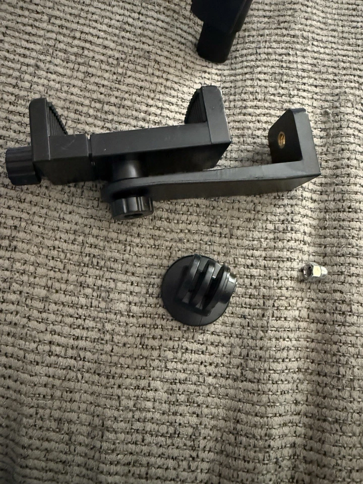 Trípode 17,8”-52” - ONN. 'Focus' - Con base para teléfono inteligente y montaje GoPro Foto 3 de 4