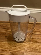 Pampered Chef 2-Quart QUICK-STIR PITCHER - Checkerboard Pattern with White Lid