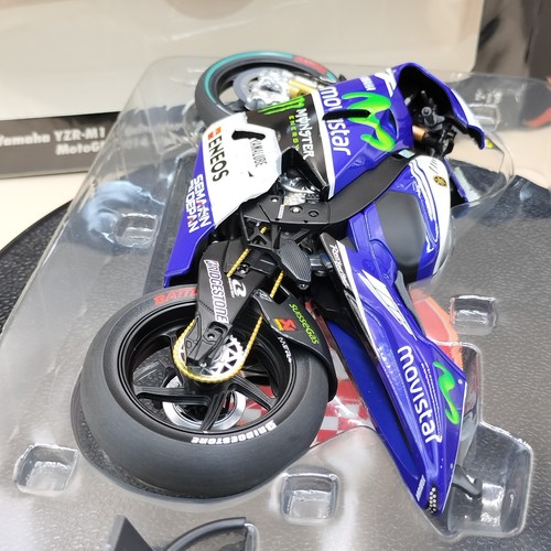 MINICHAMPS 1/12 Yamaha YZR-M1 Valentino Rossi MotoGP '14 Philip Island 122143146 - Imagen 16 de 24