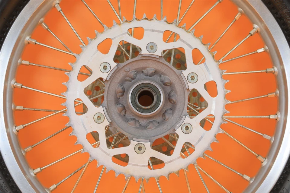 03-07 2004 TE250 TE 250 OEM задний обод колеса ступица шины ошейники в сборе 18x2,15 - Изображение 2 из 4