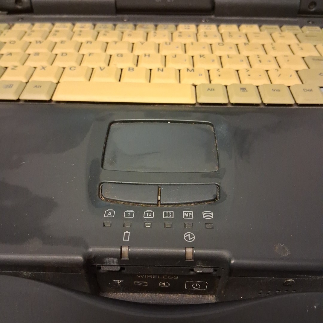 Vintage Panasonic Toughbook CF-27 Laptop PII 300MHz 128MB 10GB