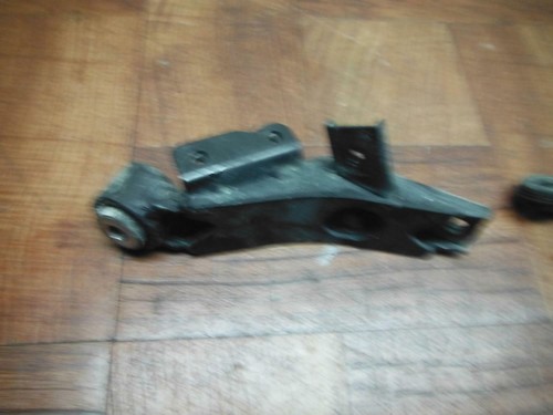 bmw k1200gt k1200lt k1200ltc k1200lts k1200rs ENGINE MOUNT MOTOR BRACKET - Picture 4 of 10