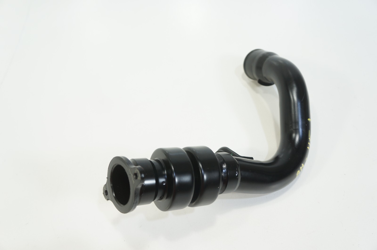 14-2021 maserati ghibli 3.0 right side turbo intercooler hose pipe pressure tube