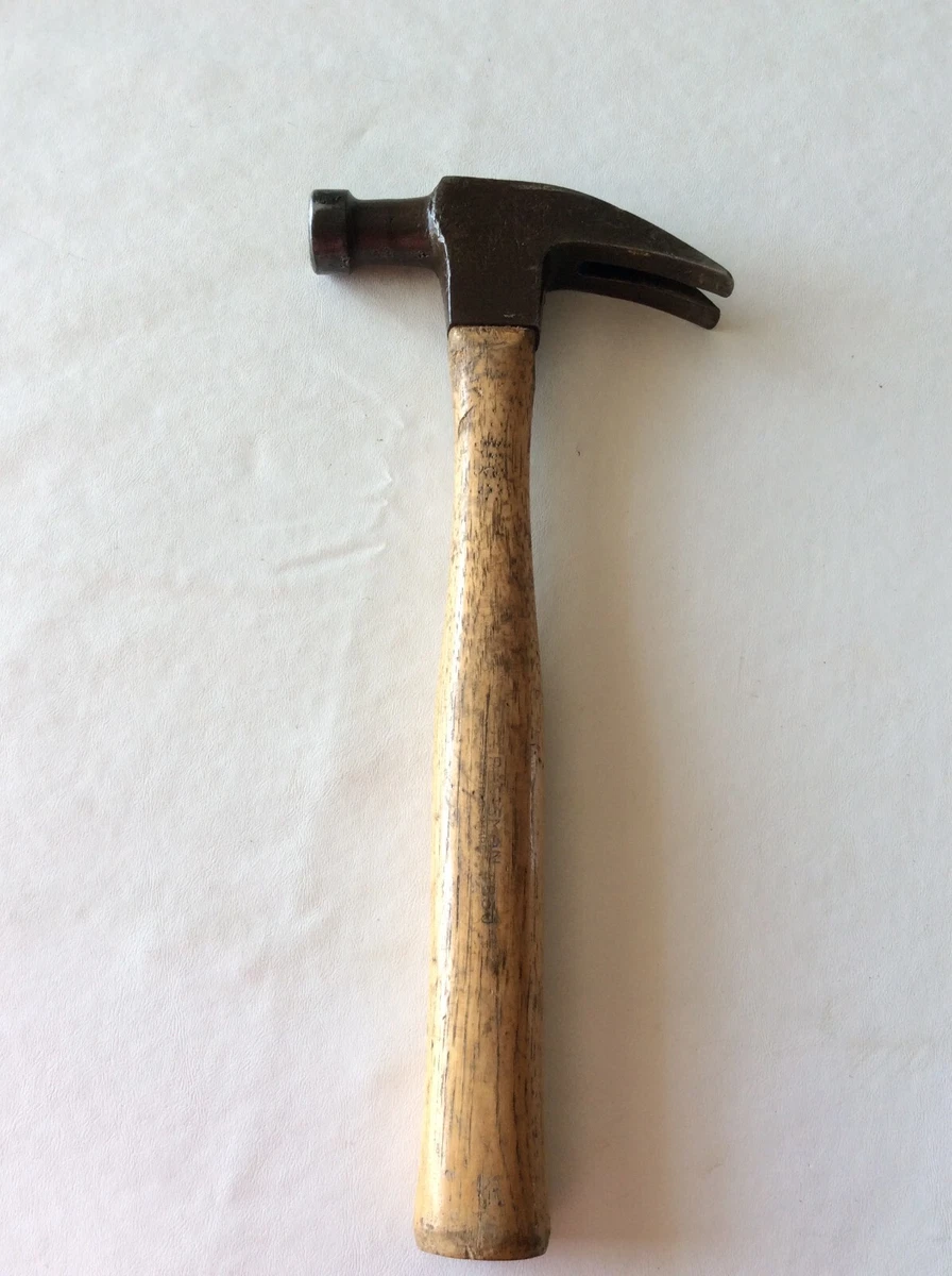 VINTAGE CRAFTSMAN STRAIGHT CLAW HAMMER
