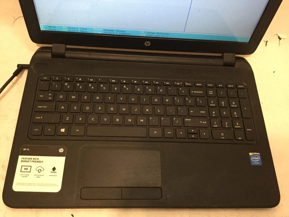 HP 15-f033wm / Intel Celeron N2830 @ 2.16GHz / (NO STORAGE or MEMORY) -MR - Image 2 of 4