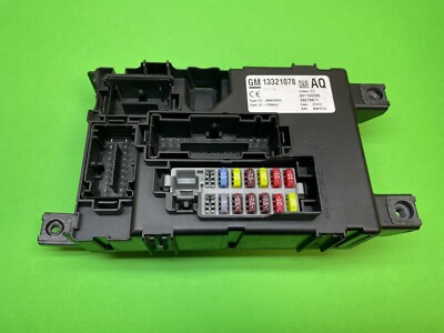 Opel Corsa D 13321078AQ 13321078 Fuse Box