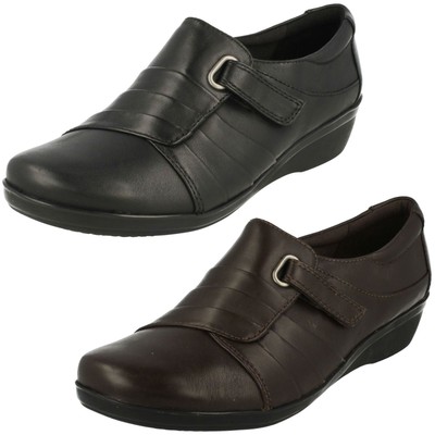 clarks everlay luna wide fit