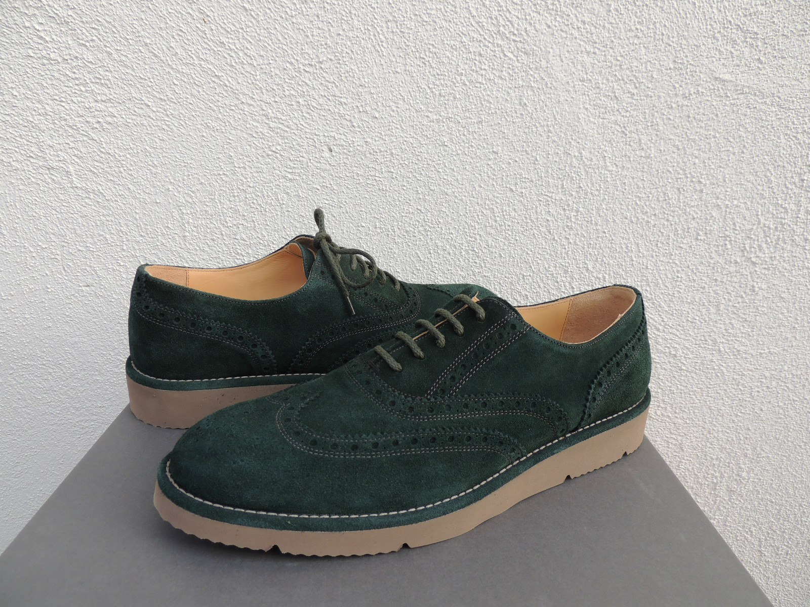 UGG COLLECTION EDUARDO EVERGREEN SUEDE 
