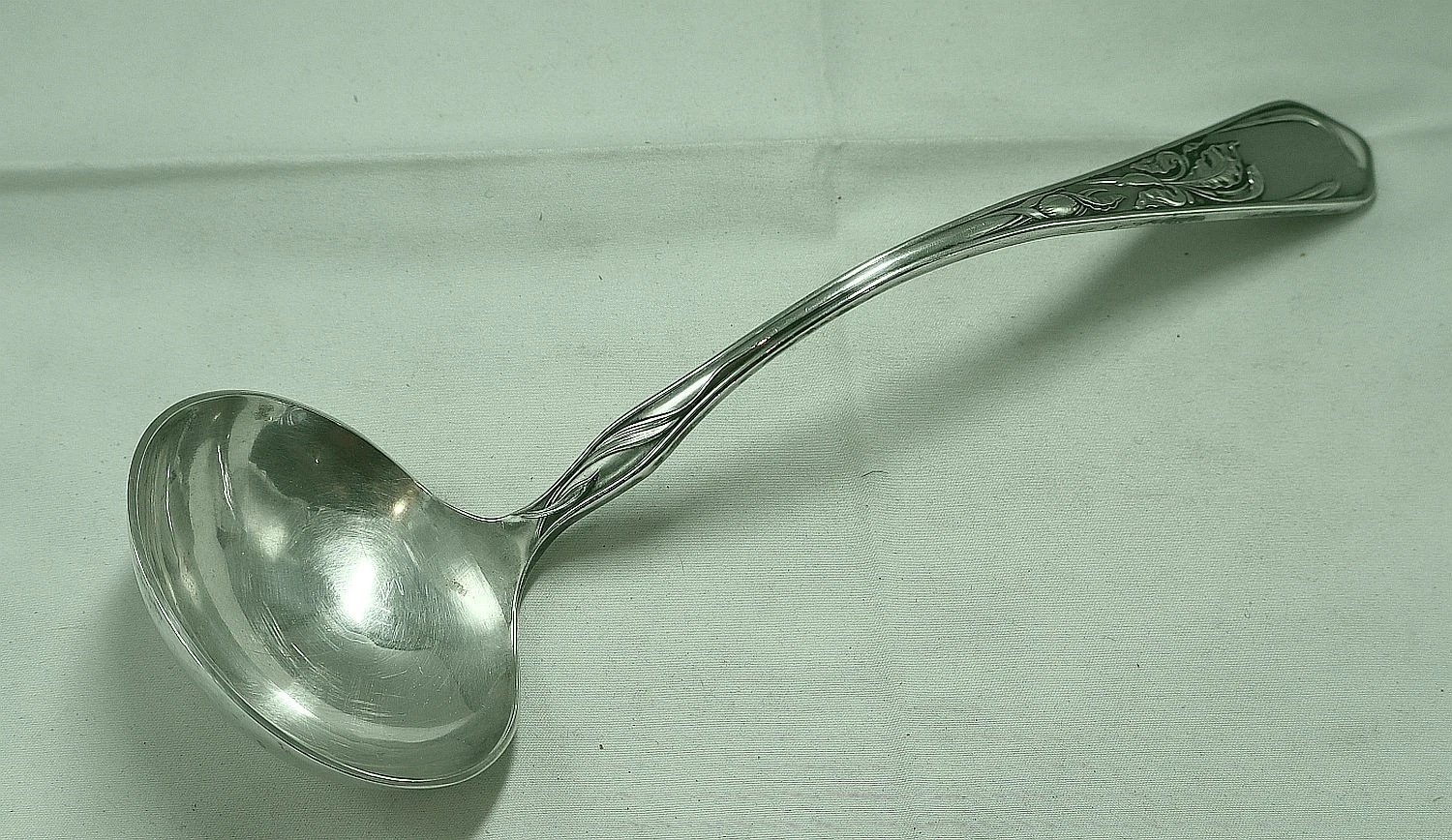Alpaca Mexico Plate Co. IRIS remake 10" soup ladle Floral motif